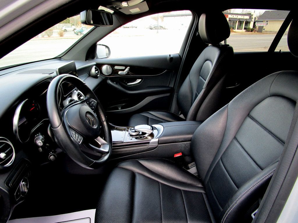 2017 Mercedes-Benz GLC GLC 300 4MATIC SUV - 22985552 - 12