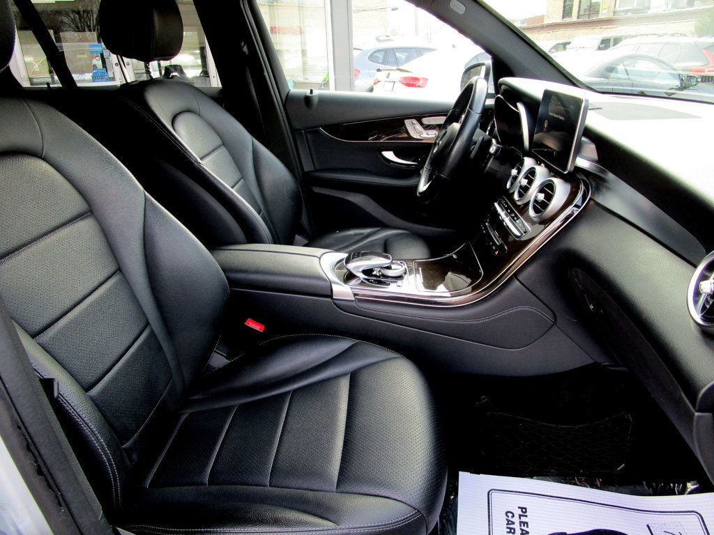 2017 Mercedes-Benz GLC GLC 300 4MATIC SUV - 22985552 - 13