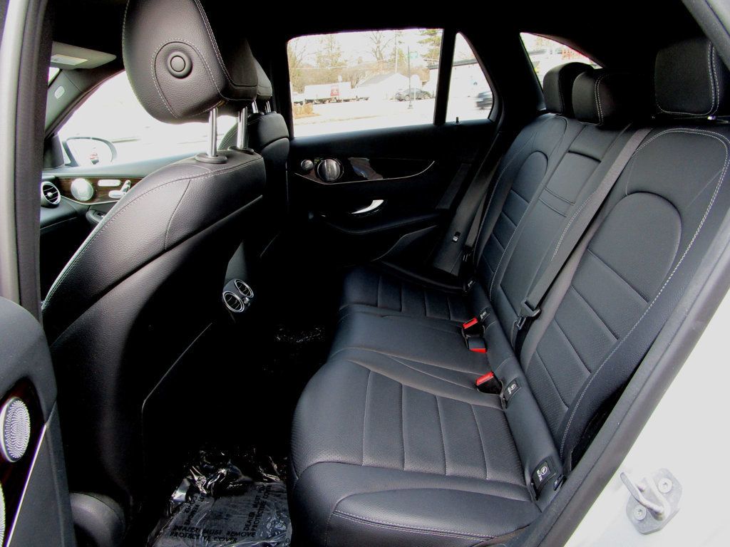 2017 Mercedes-Benz GLC GLC 300 4MATIC SUV - 22985552 - 16