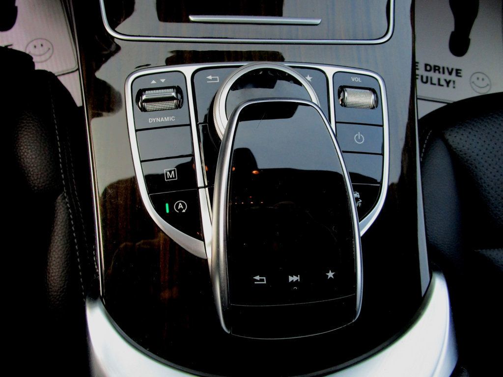 2017 Mercedes-Benz GLC GLC 300 4MATIC SUV - 22985552 - 19