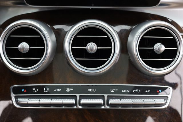 2017 Mercedes-Benz GLC GLC 300 4MATIC SUV - 22969264 - 40