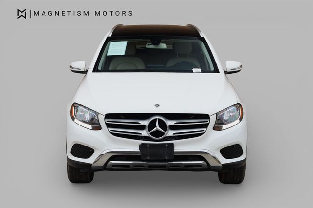 2017 Mercedes-Benz GLC GLC 300 4MATIC SUV - 22969264 - 4