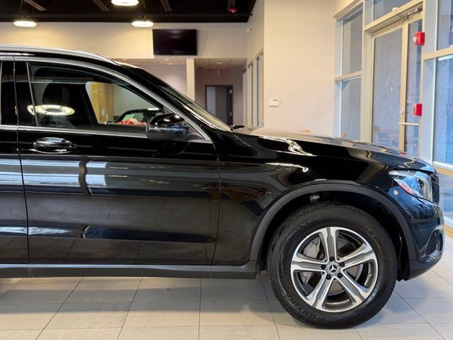 2017 Mercedes-Benz GLC GLC 300 4MATIC SUV - 23008742 - 15