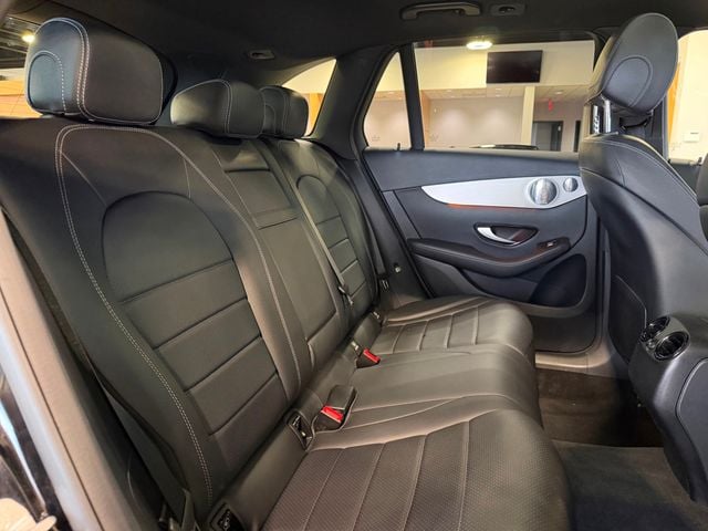 2017 Mercedes-Benz GLC GLC 300 4MATIC SUV - 23008742 - 21