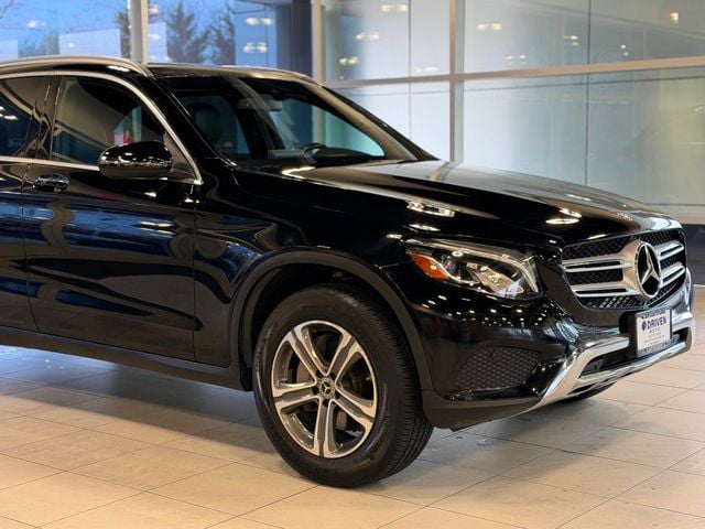 2017 Mercedes-Benz GLC GLC 300 4MATIC SUV - 23008742 - 4