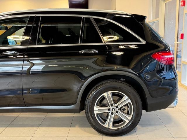 2017 Mercedes-Benz GLC GLC 300 4MATIC SUV - 23008742 - 8