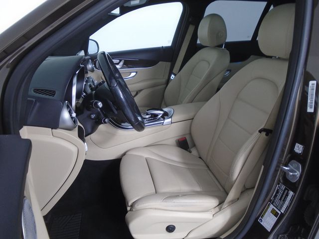 2017 Mercedes-Benz GLC GLC 300 4MATIC SUV - 22948185 - 10