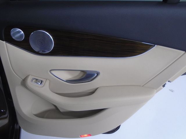 2017 Mercedes-Benz GLC GLC 300 4MATIC SUV - 22948185 - 28