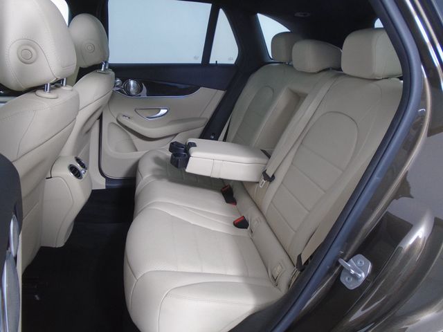 2017 Mercedes-Benz GLC GLC 300 4MATIC SUV - 22948185 - 31
