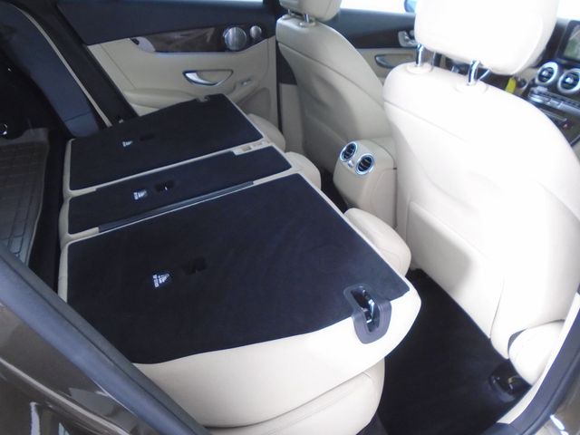 2017 Mercedes-Benz GLC GLC 300 4MATIC SUV - 22948185 - 33