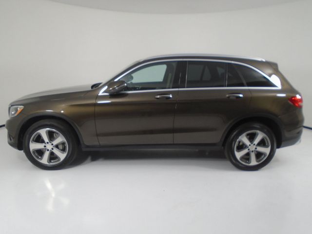 2017 Mercedes-Benz GLC GLC 300 4MATIC SUV - 22948185 - 5
