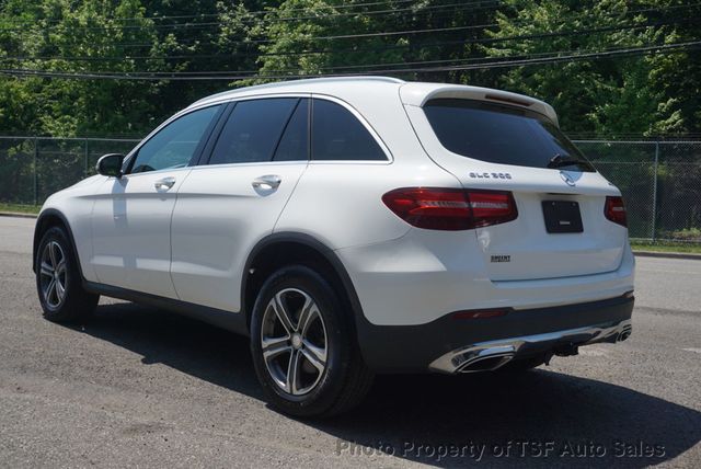 2017 Mercedes-Benz GLC GLC 300 4MATIC SUV - 23029509 - 4