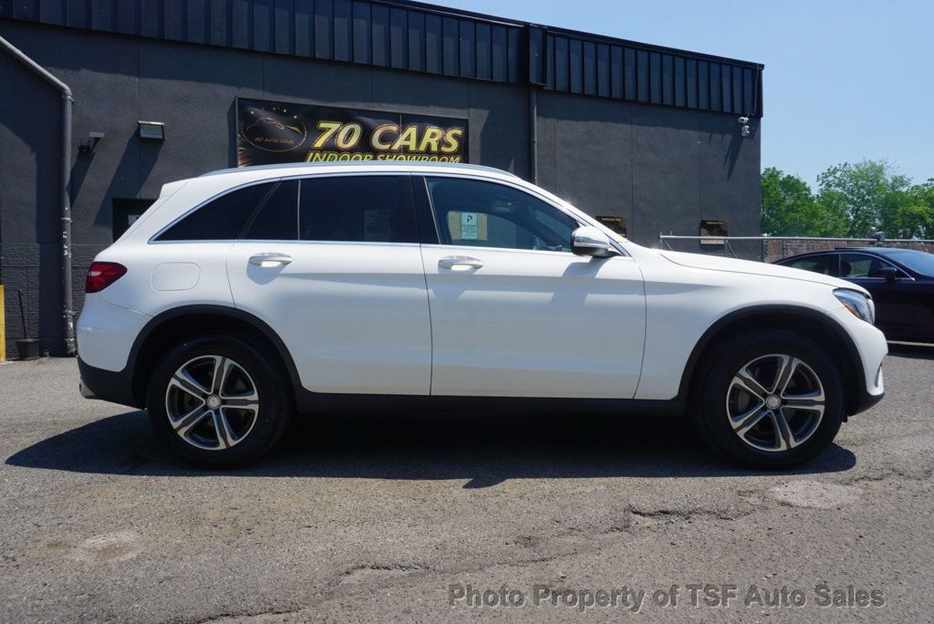 2017 Mercedes-Benz GLC GLC 300 4MATIC SUV - 23029509 - 7