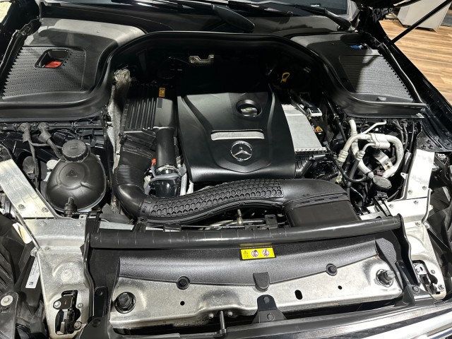 2017 Mercedes-Benz GLC GLC 300 SUV - 22264977 - 22