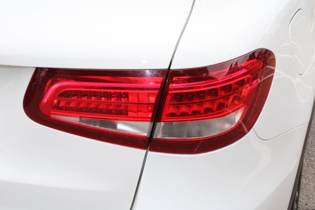 2017 Mercedes-Benz GLC GLC 300 SUV - 23038911 - 9