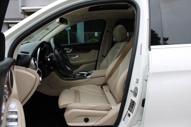 2017 Mercedes-Benz GLC GLC 300 SUV - 23038911 - 11
