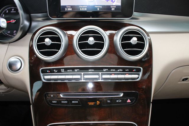 2017 Mercedes-Benz GLC GLC 300 SUV - 23038911 - 17