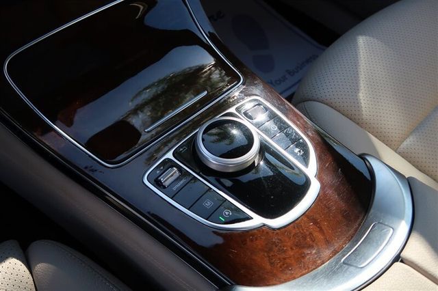 2017 Mercedes-Benz GLC GLC 300 SUV - 22989526 - 10