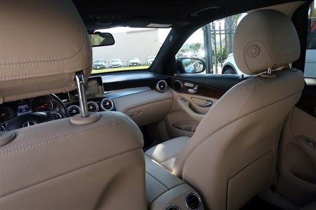 2017 Mercedes-Benz GLC GLC 300 SUV - 22989526 - 11