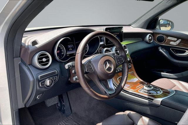2017 Mercedes-Benz GLC GLC 300 SUV - 23023555 - 10