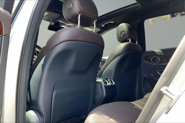 2017 Mercedes-Benz GLC GLC 300 SUV - 23023555 - 18