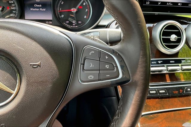 2017 Mercedes-Benz GLC GLC 300 SUV - 23023555 - 22