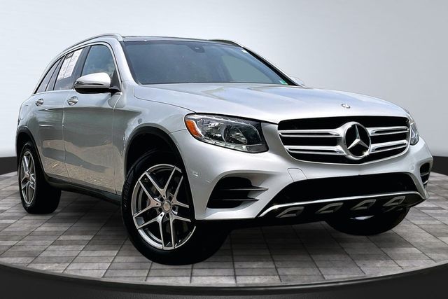 2017 Mercedes-Benz GLC GLC 300 SUV - 23023555 - 2