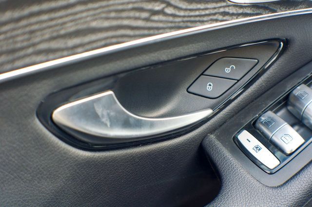 2017 Mercedes-Benz GLC LocalTrade/4MATIC/Premium2Pkg/BurmesterPremiumAudio/NAV - 22984025 - 30