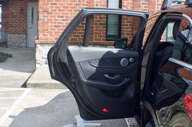 2017 Mercedes-Benz GLC LocalTrade/4MATIC/Premium2Pkg/BurmesterPremiumAudio/NAV - 22984025 - 37