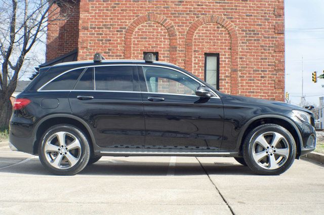 2017 Mercedes-Benz GLC LocalTrade/4MATIC/Premium2Pkg/BurmesterPremiumAudio/NAV - 22984025 - 3