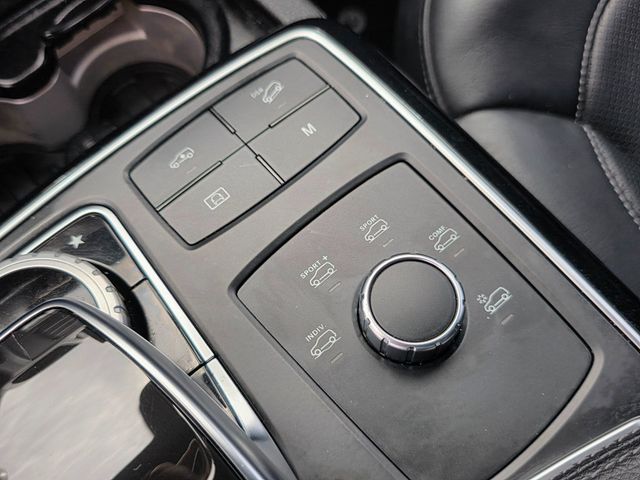 2017 Mercedes-Benz GLE AMG GLE 43 4MATIC SUV - 22827587 - 39