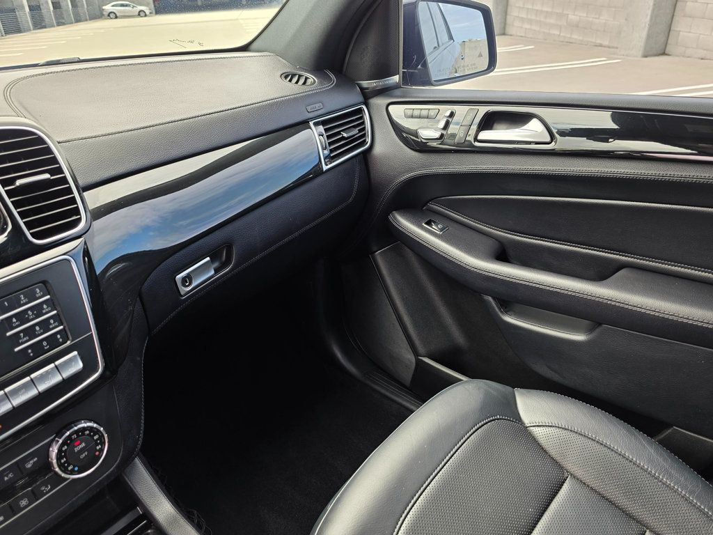 2017 Mercedes-Benz GLE AMG GLE 43 4MATIC SUV - 22827587 - 40