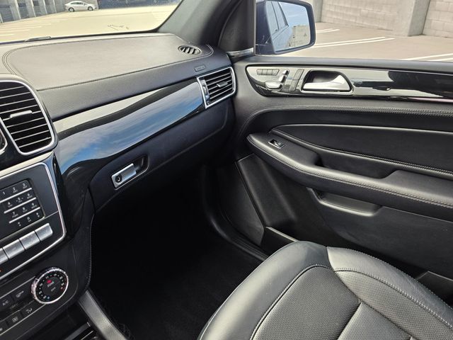 2017 Mercedes-Benz GLE AMG GLE 43 4MATIC SUV - 22827587 - 40