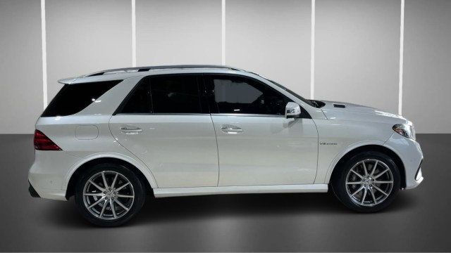 2017 Mercedes-Benz GLE AMG GLE 63 4MATIC SUV - 23000559 - 5