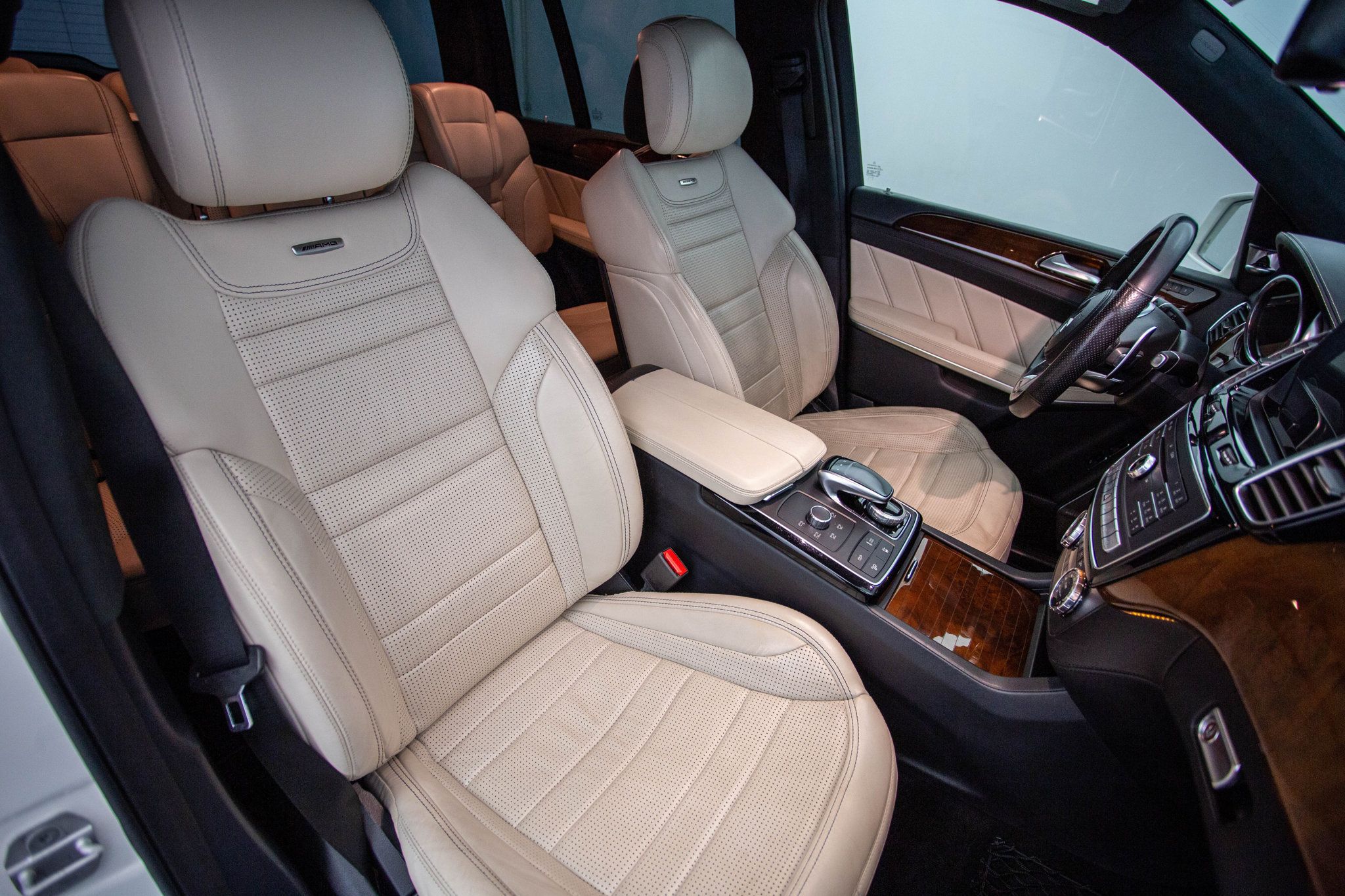 2017 Mercedes Benz GLS AMG 63 4MATIC photo 22