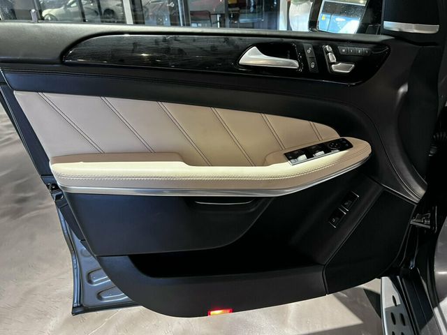 2017 Mercedes-Benz GLS AMGNightStylingPkg/HarmonKardon/Navigation/Htd&CldCupHolders - 23073493 - 9