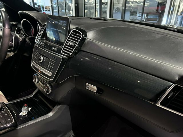 2017 Mercedes-Benz GLS AMGNightStylingPkg/HarmonKardon/Navigation/Htd&CldCupHolders - 23073493 - 32