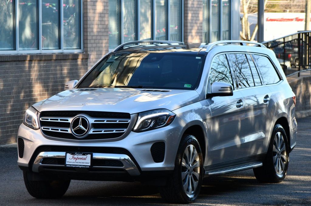 2017 Mercedes Benz GLS 450 4MATIC photo 4
