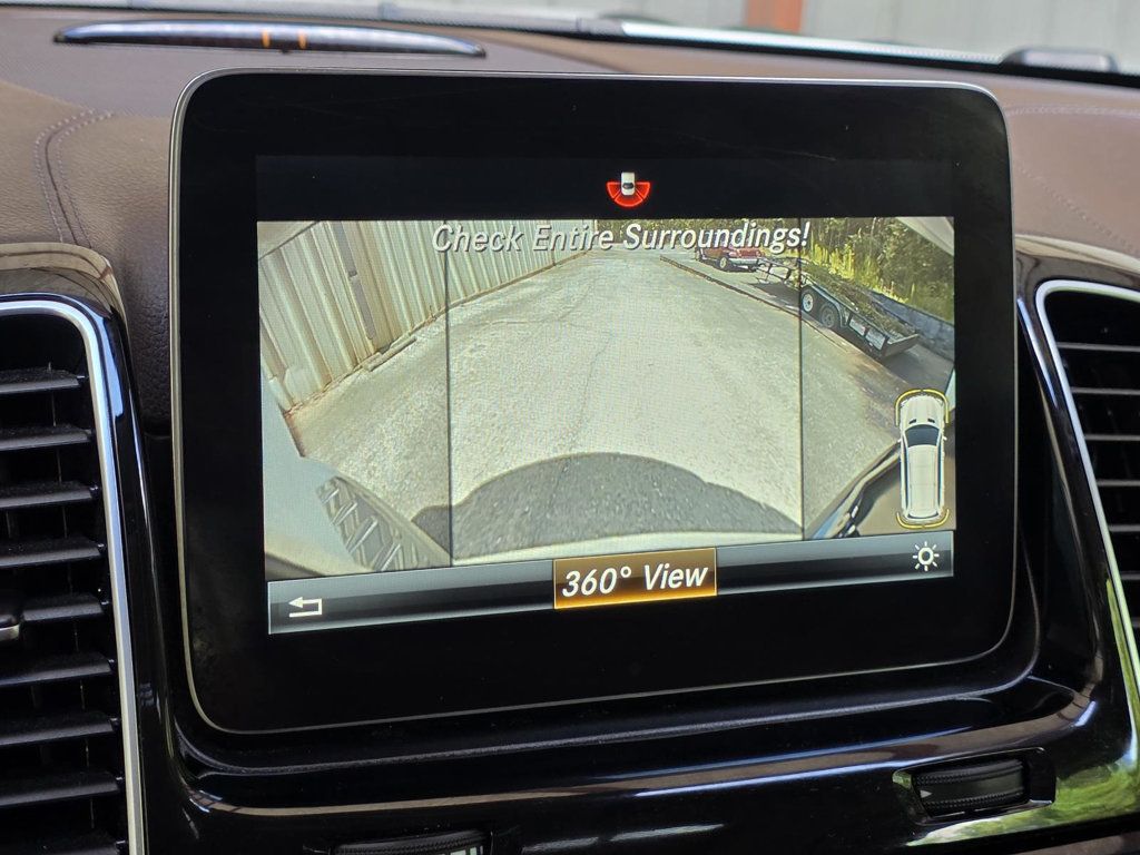 2017 Mercedes Benz GLS 450 4MATIC photo 16