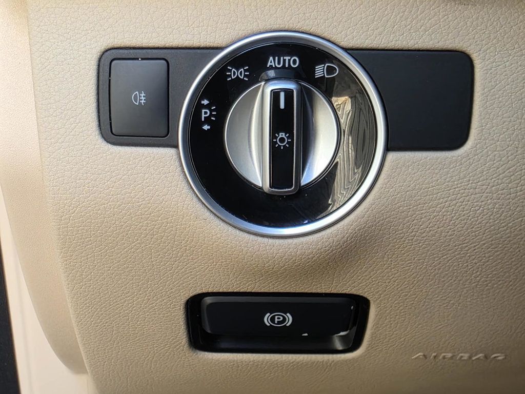 2017 Mercedes Benz GLS 450 4MATIC photo 31