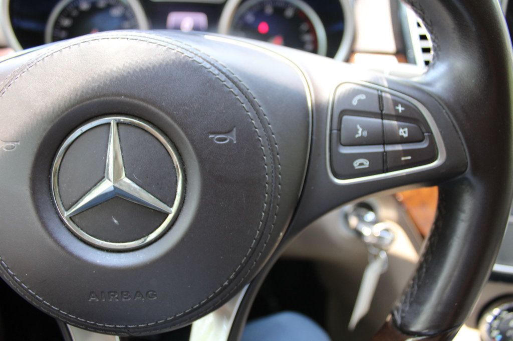 2017 Mercedes Benz GLS 450 4MATIC photo 27