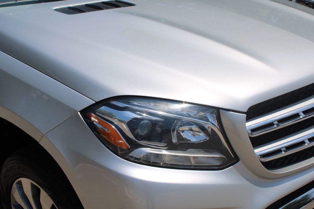 2017 Mercedes Benz GLS 450 4MATIC photo 5