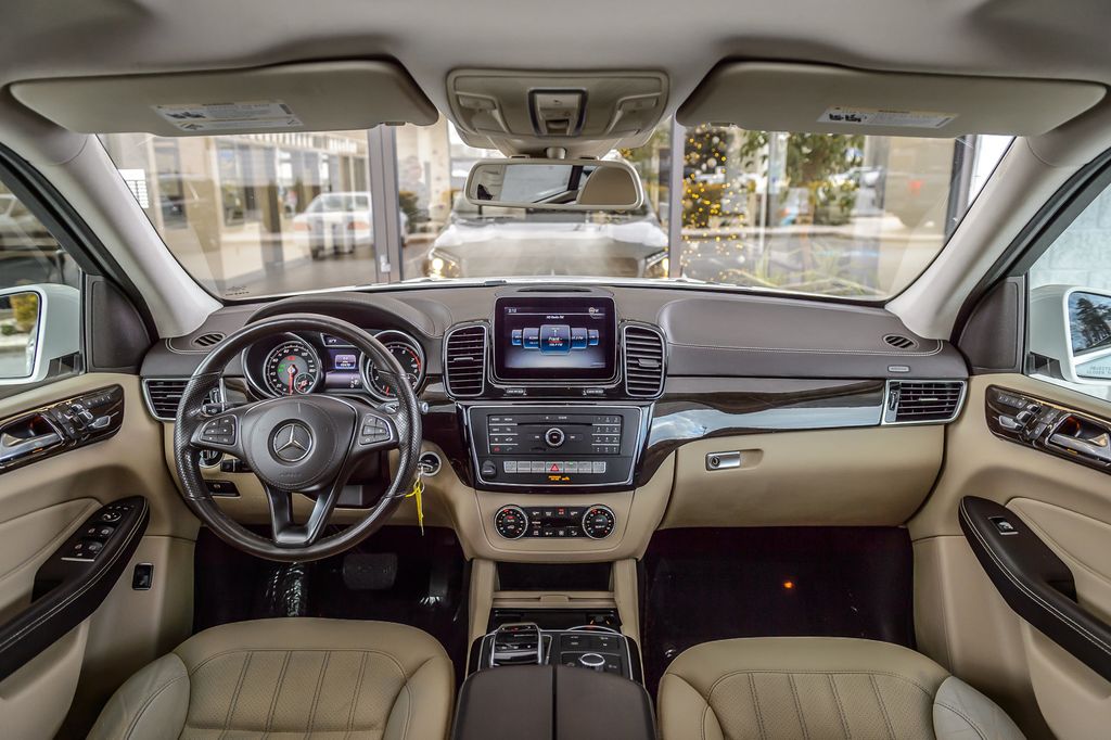 2017 Mercedes-Benz GLS GLS 450 4MATIC SUV - 22952621 - 2