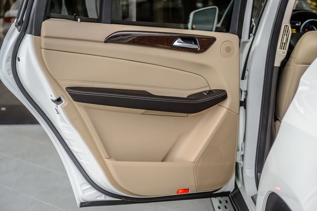 2017 Mercedes-Benz GLS GLS 450 4MATIC SUV - 22952621 - 54