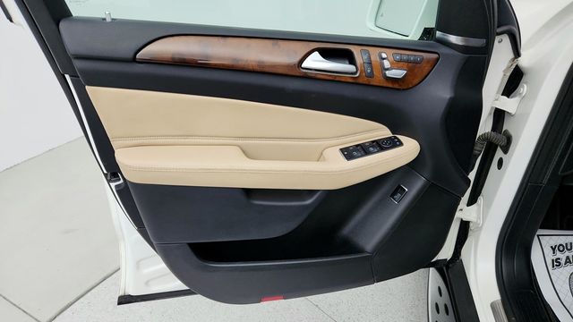 2017 Mercedes-Benz GLS GLS 450 4MATIC SUV with Premium & Appearance Packages + Leather - 22943379 - 10