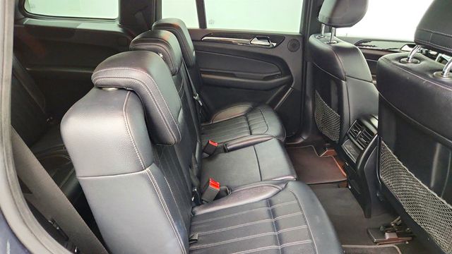2017 Mercedes-Benz GLS GLS 450 4MATIC SUV w/ Premium Pkg, Panorama Sunroof & h/k Audio - 23026813 - 23