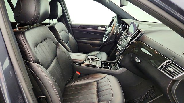 2017 Mercedes-Benz GLS GLS 450 4MATIC SUV w/ Premium Pkg, Panorama Sunroof & h/k Audio - 23026813 - 24