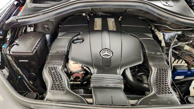 2017 Mercedes-Benz GLS GLS 450 4MATIC SUV w/ Premium Pkg, Panorama Sunroof & h/k Audio - 23026813 - 27