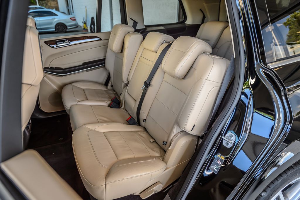 2017 Mercedes-Benz GLS GLS550 4MATIC - BLACK ON BEIGE - NAV - THIRD ROW - BLUETOOTH  - 23023682 - 47