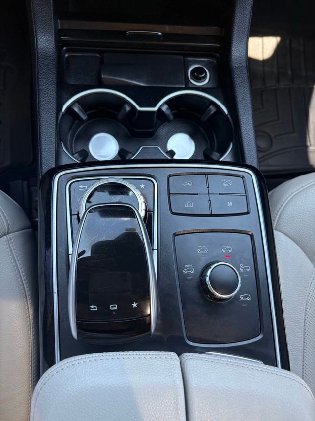 2017 Mercedes-Benz GLS GLS 550 4MATIC SUV - 23022345 - 16